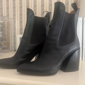 Chloe booties